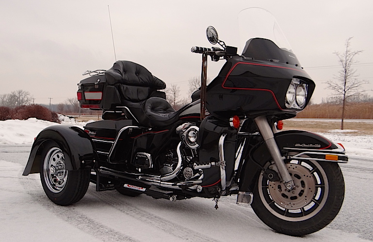 Harley-Davidson Road Glide - Voyager Classic Motorcycle Trike Kit