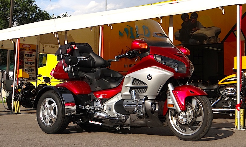 Honda GL 1800 - Voyager Standard Motorcycle Trike Kit