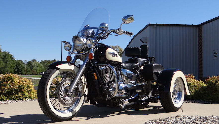 Honda Shadow ACE 1100 - Voyager Custom Motorcycle Trike Kit